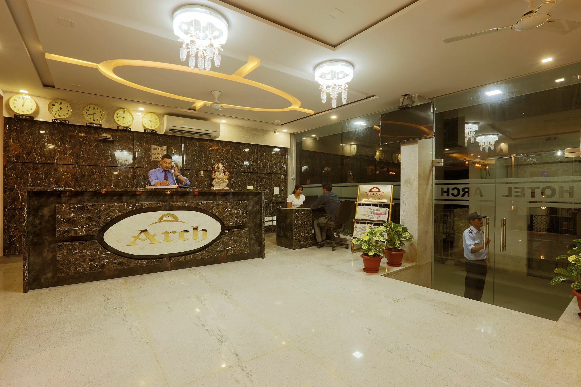 Hotel Arch - Near Aerocity New Delhi Eksteriør billede